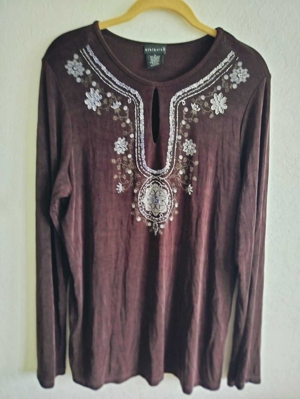 Vintage Citiknits Beaded Keyhole Slinky Knit Top M Brown Boho Embroidered Y2K